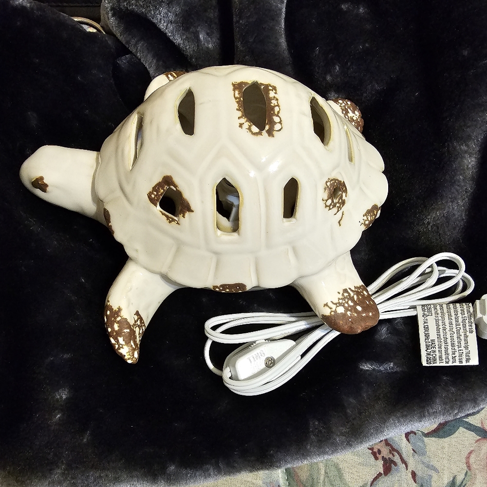 CERAMIC TURTLE electric LAMP